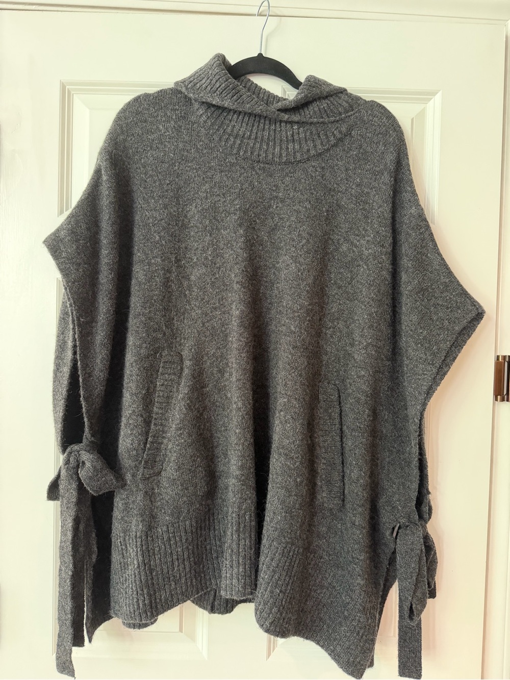 MERSEA Charcoal Gray Knit Poncho Sweater, Side Ties, Pockets, One Size - Picture 2 of 7